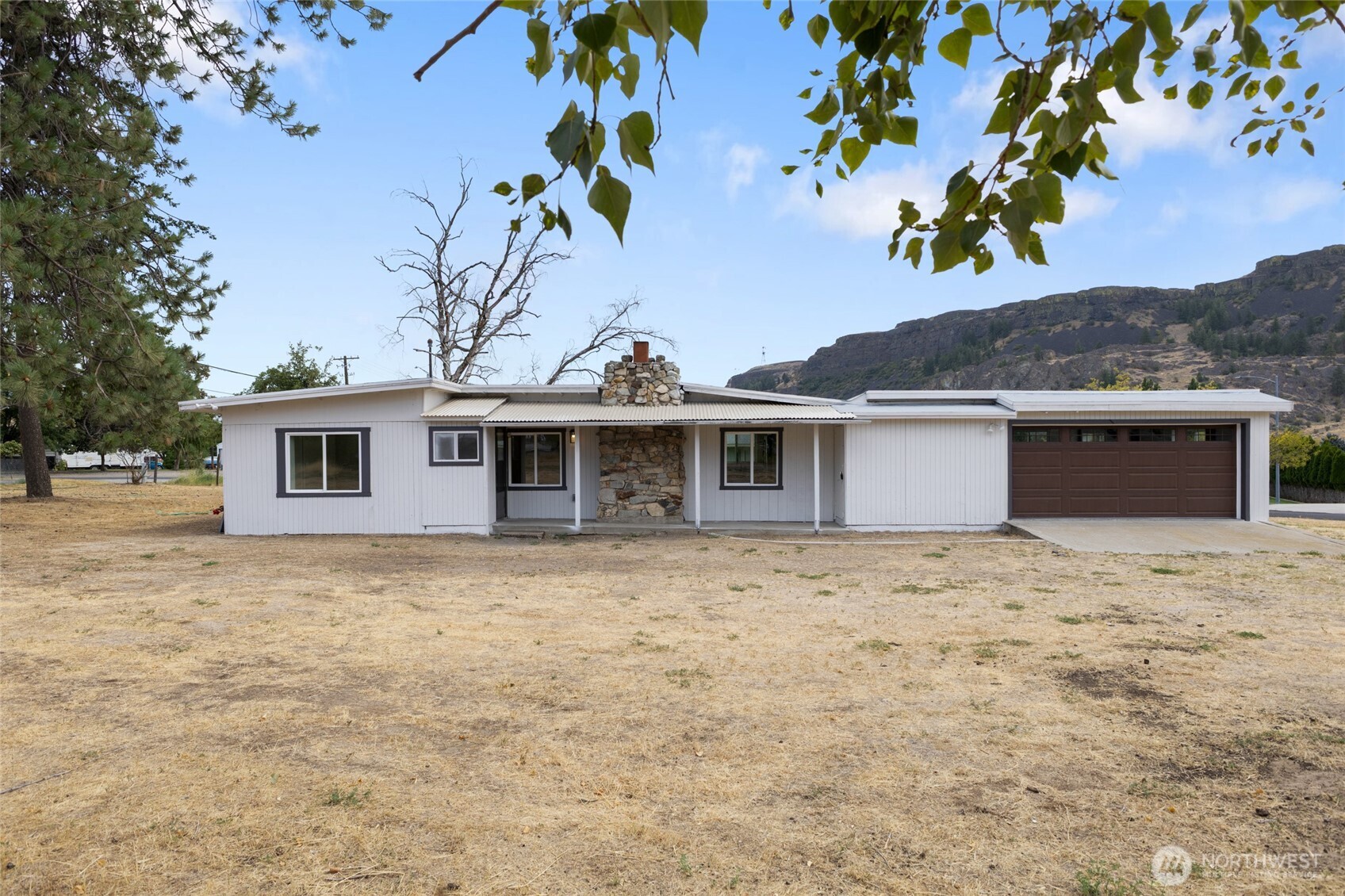 77 Diamond Avenue