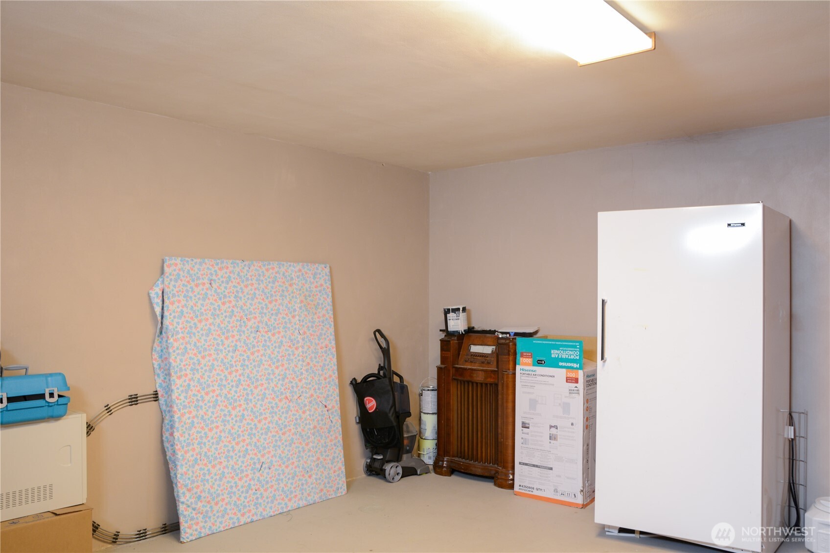 310 W 9th Avenue Property Photo 26