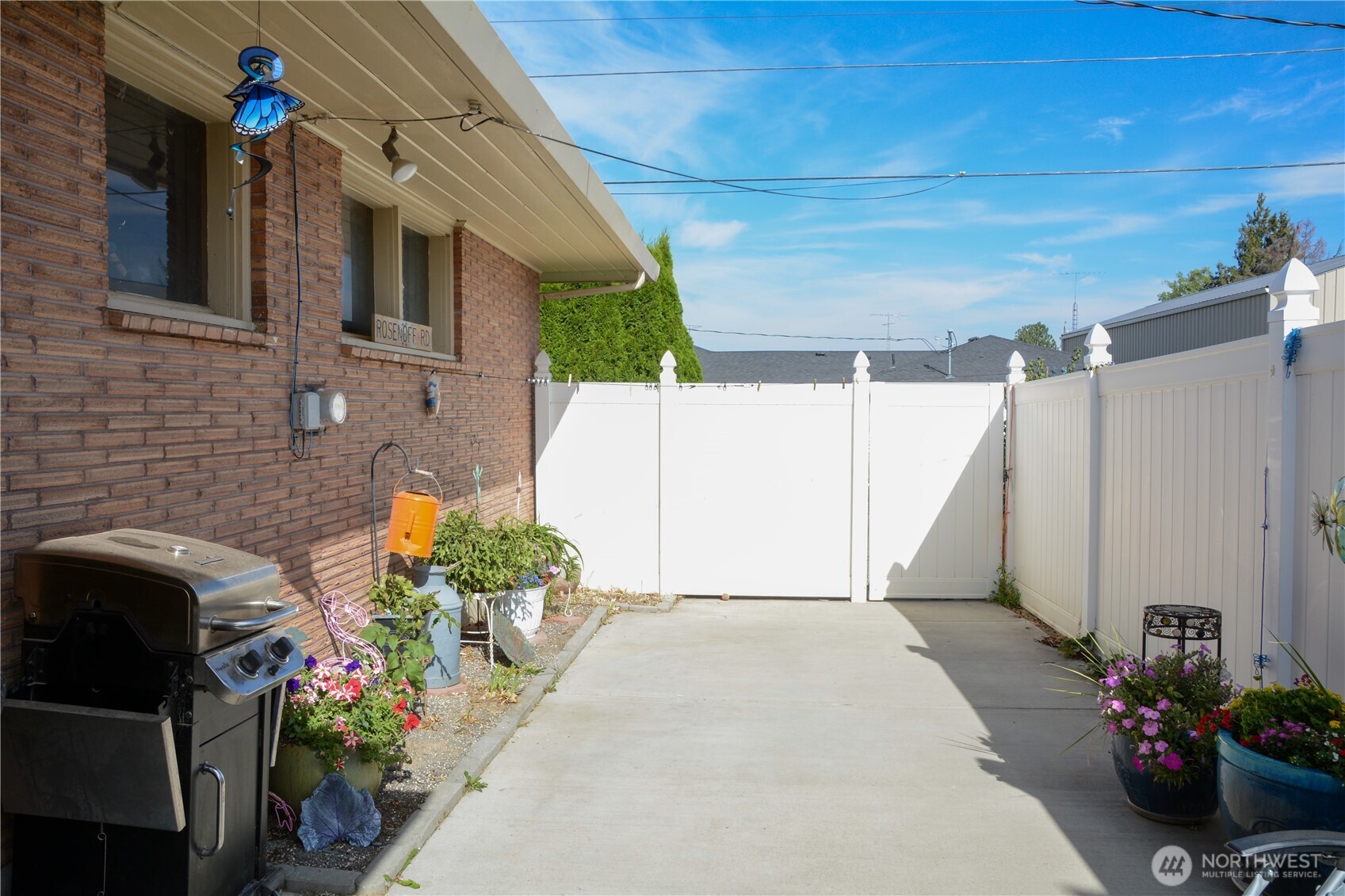 310 W 9th Avenue Property Photo 33