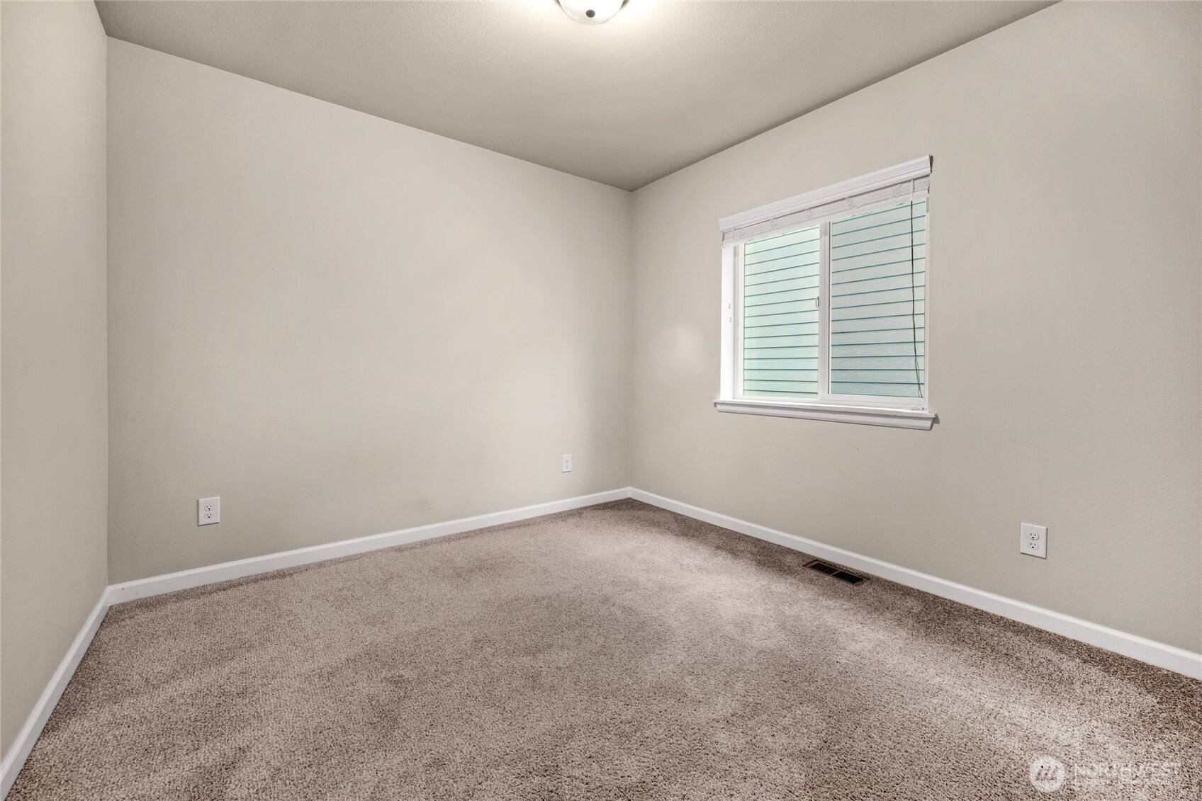 12325 55th Drive Property Photo 22