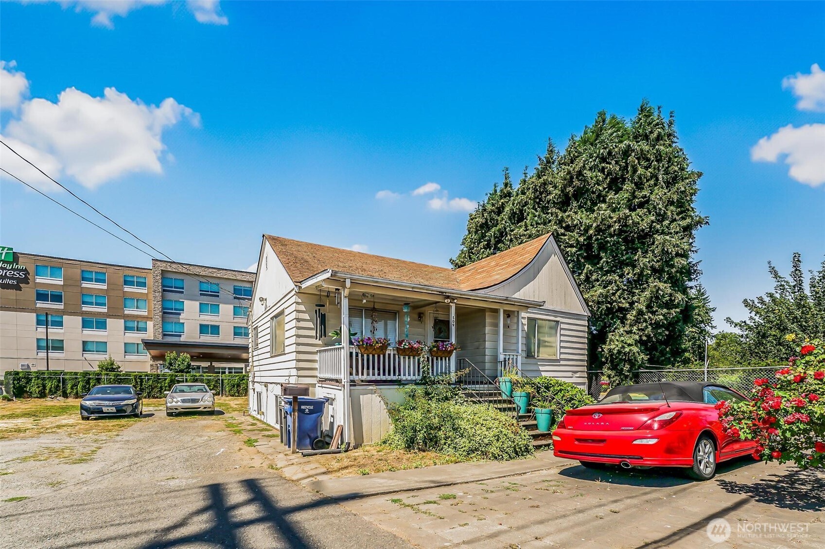 509 C Street Property Photo 3
