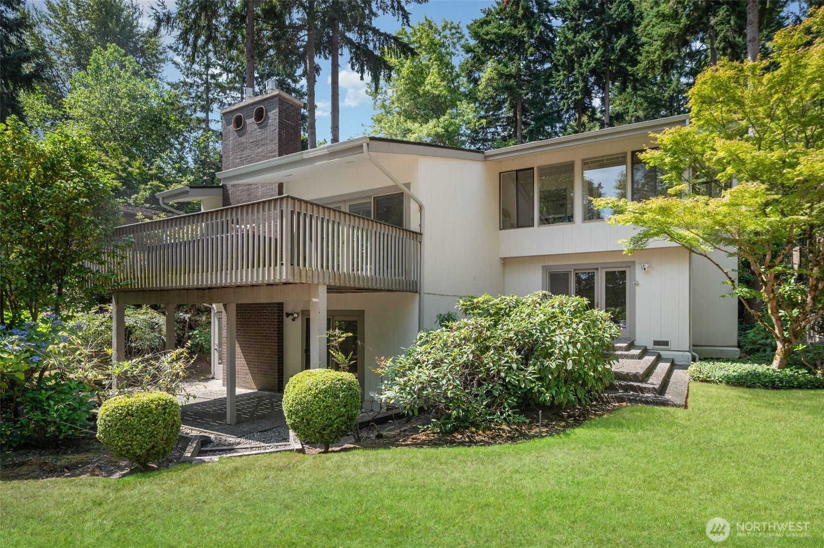 1220 80th Place Property Photo 1