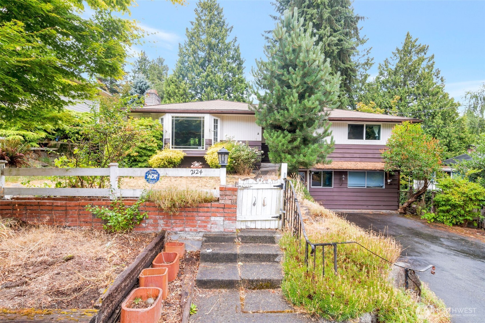 2124 N 167th Street