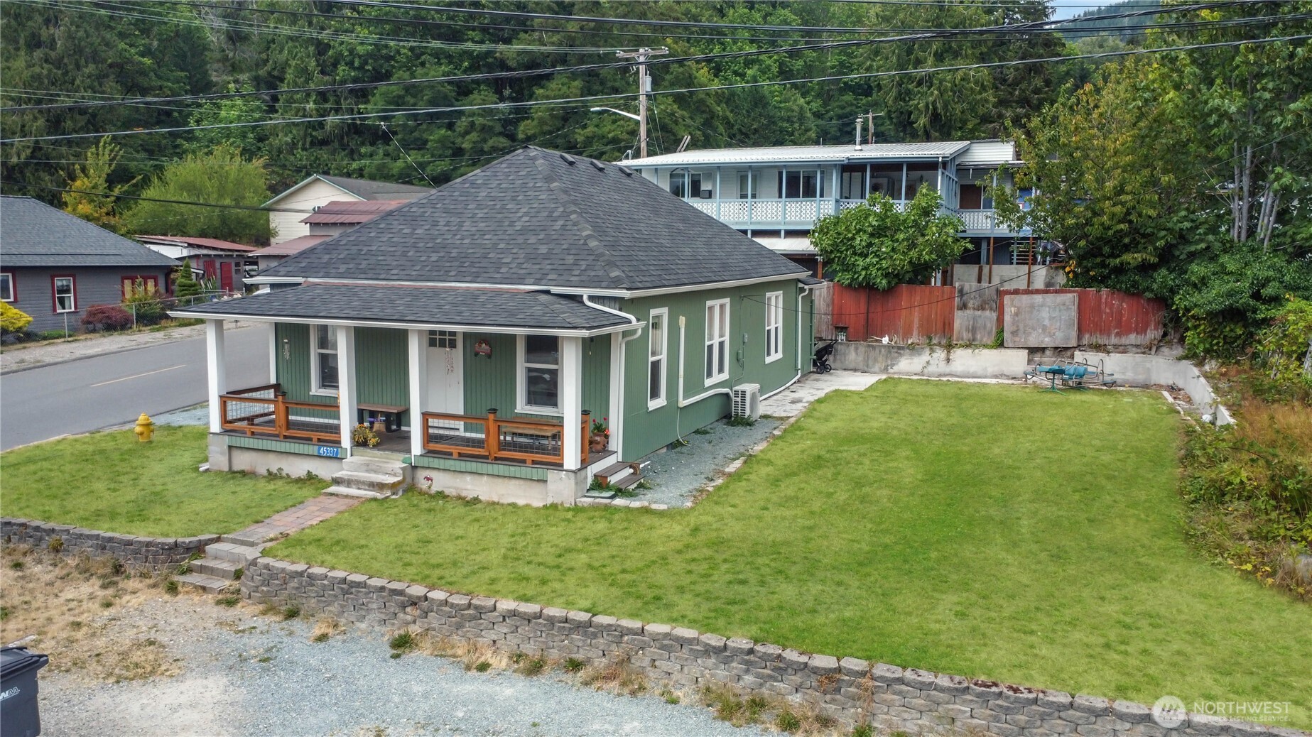 45337 Main Street Property Photo 1