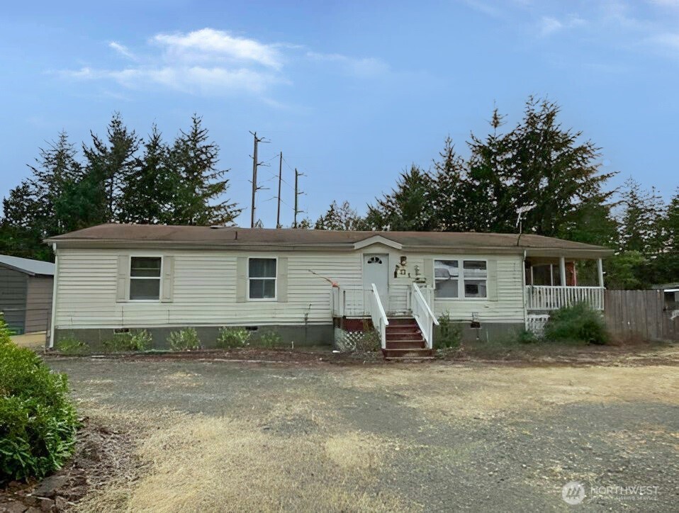 301 N Chinook Avenue Property Photo 1