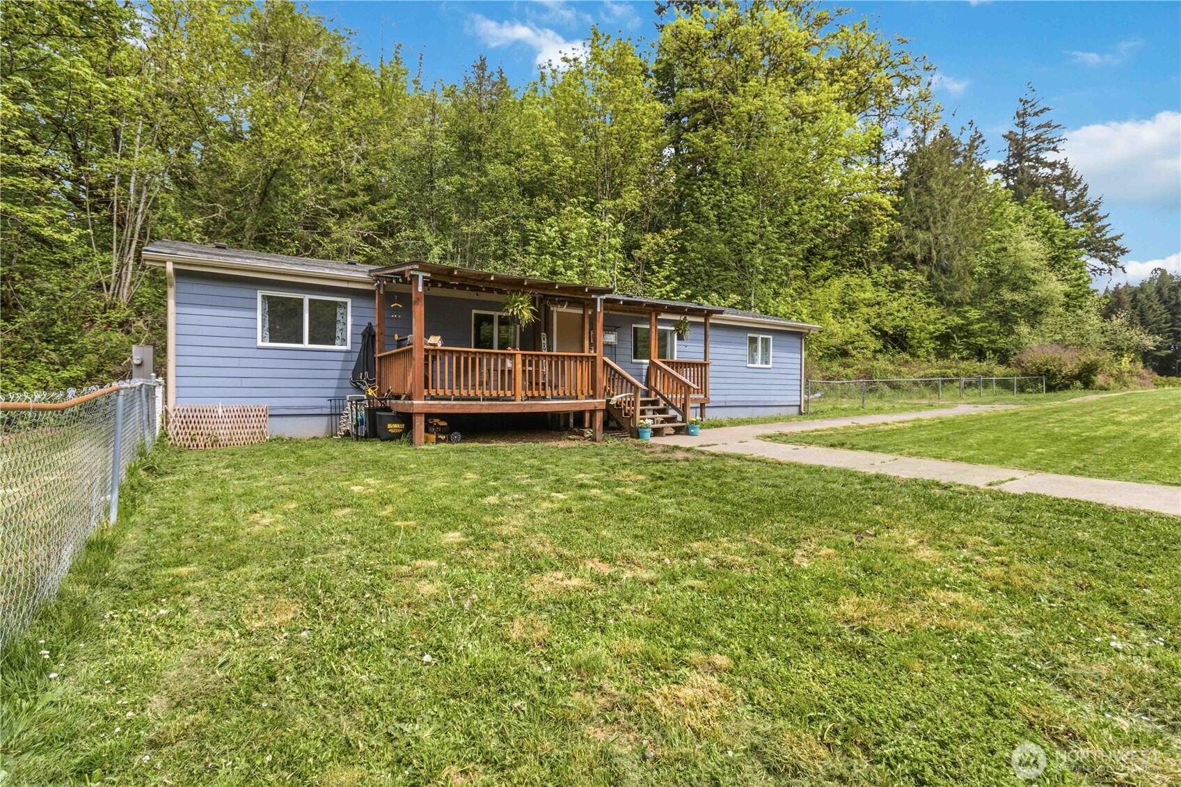 197 State Route 505 Property Photo 1