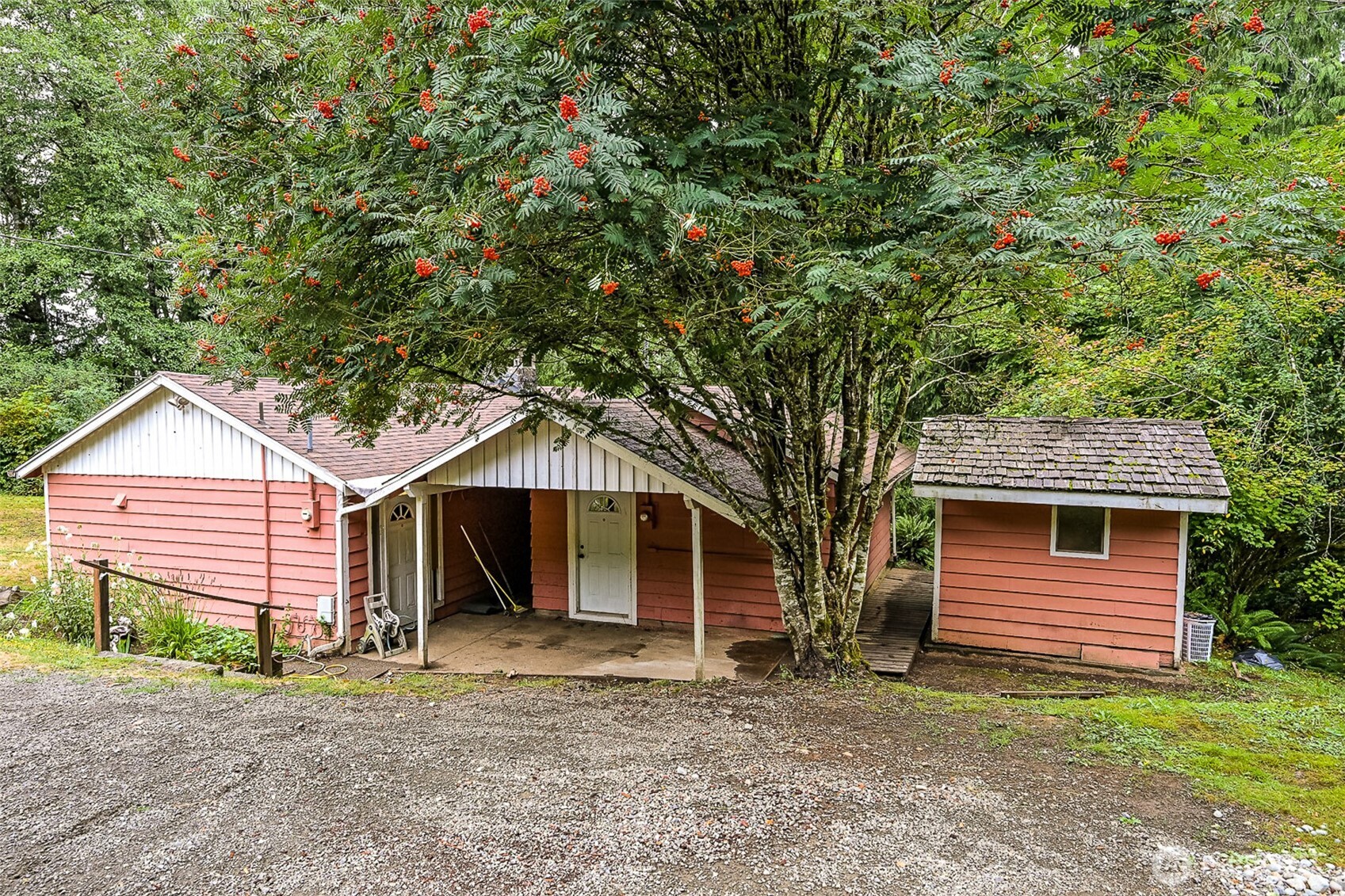 4802 Olympic Highway Property Photo 27