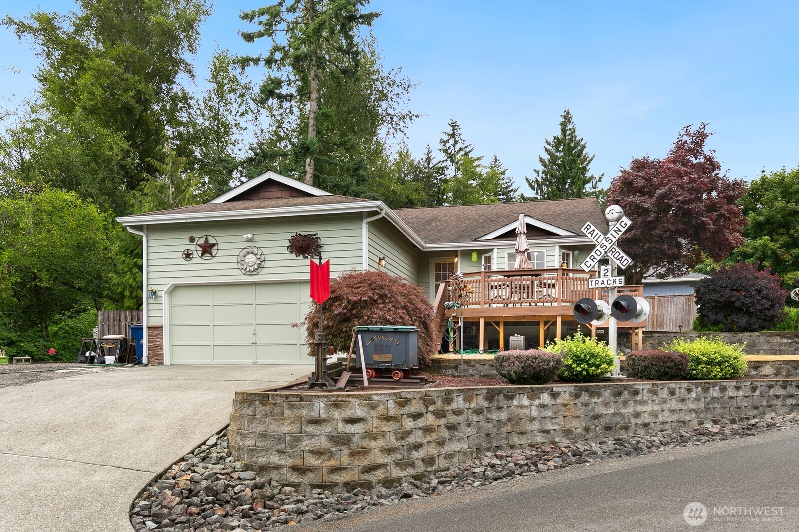7505 52nd Place Property Photo 1