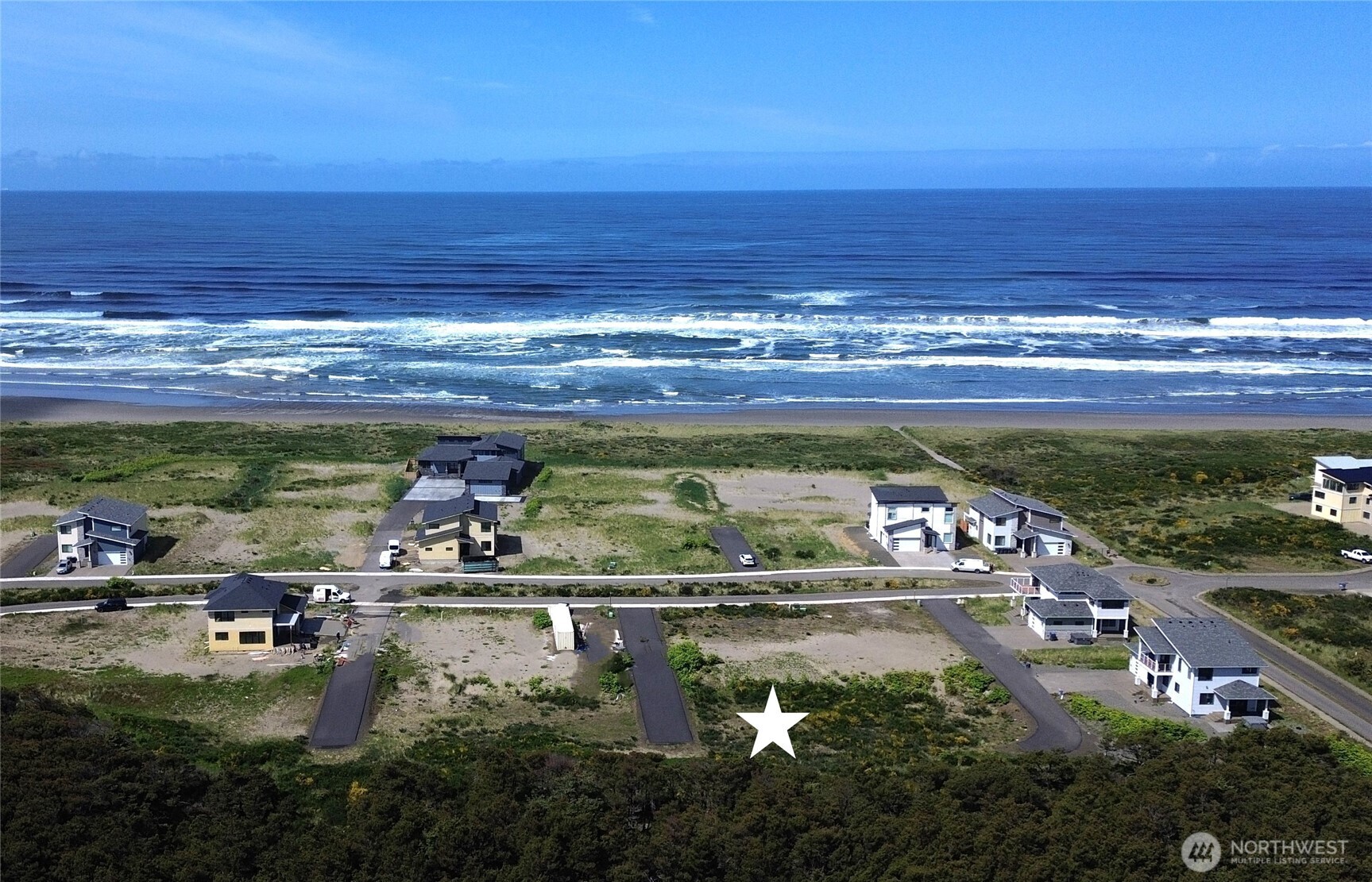 1501 Beach Glass Lane Property Photo 4