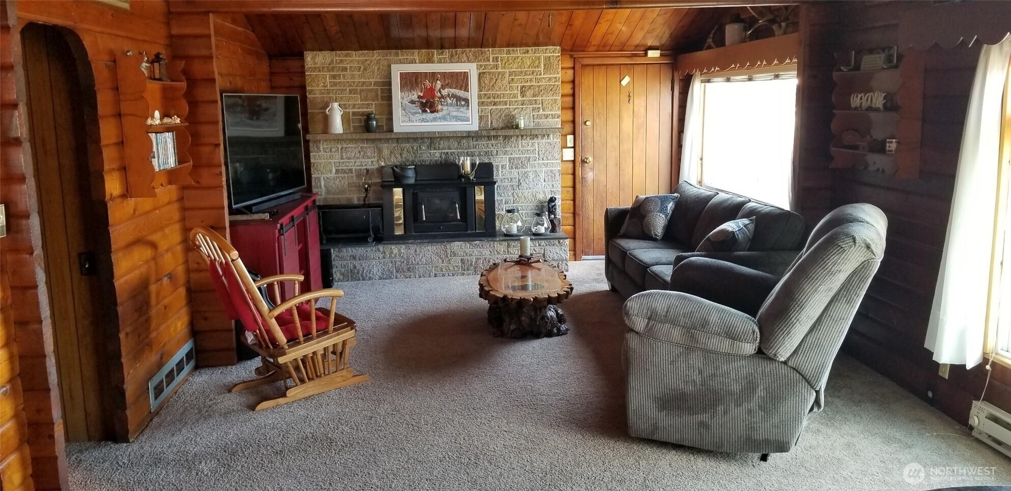2467 Westhaven Drive Property Photo 4