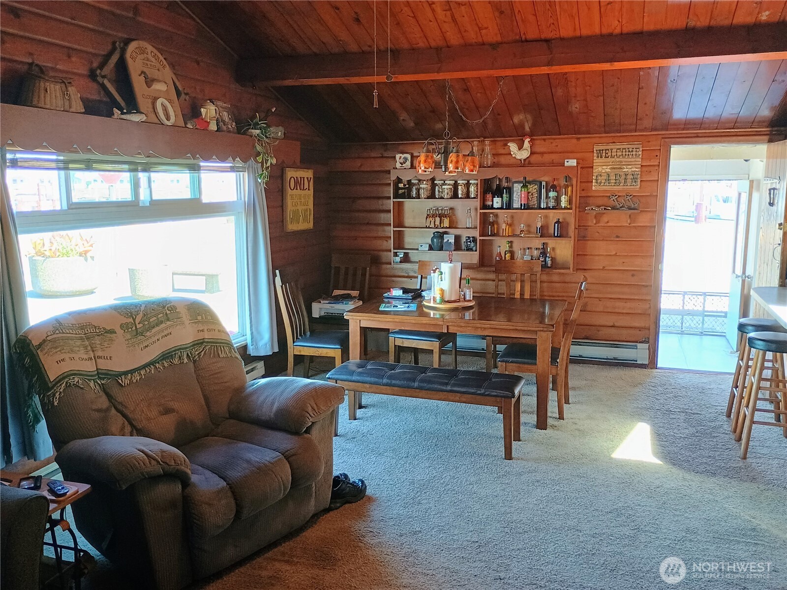 2467 Westhaven Drive Property Photo 5