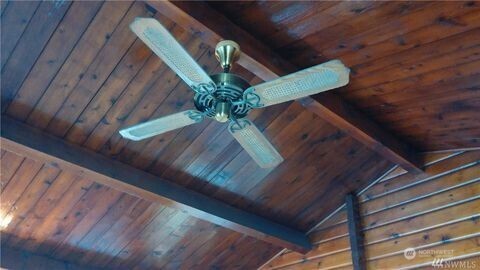 2467 Westhaven Drive Property Photo 6