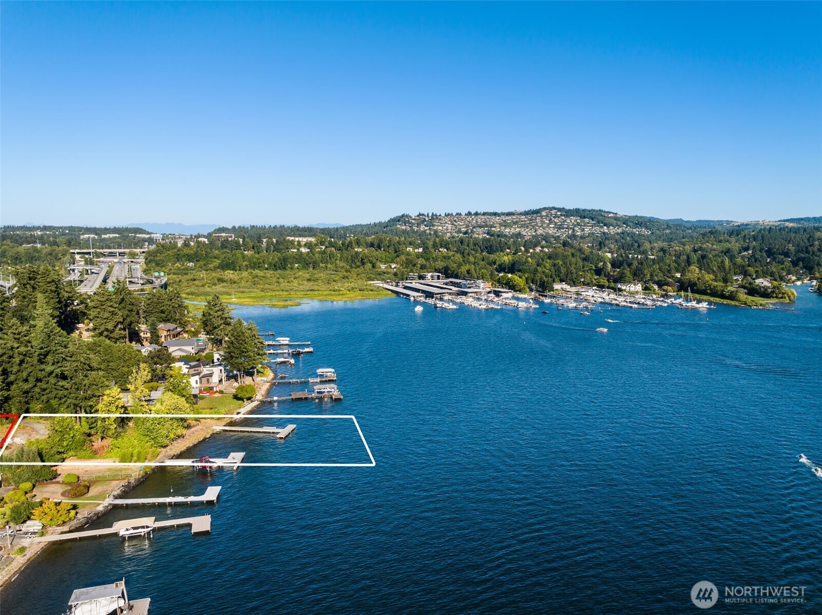 10879 Se Lake Road Property Photo 7