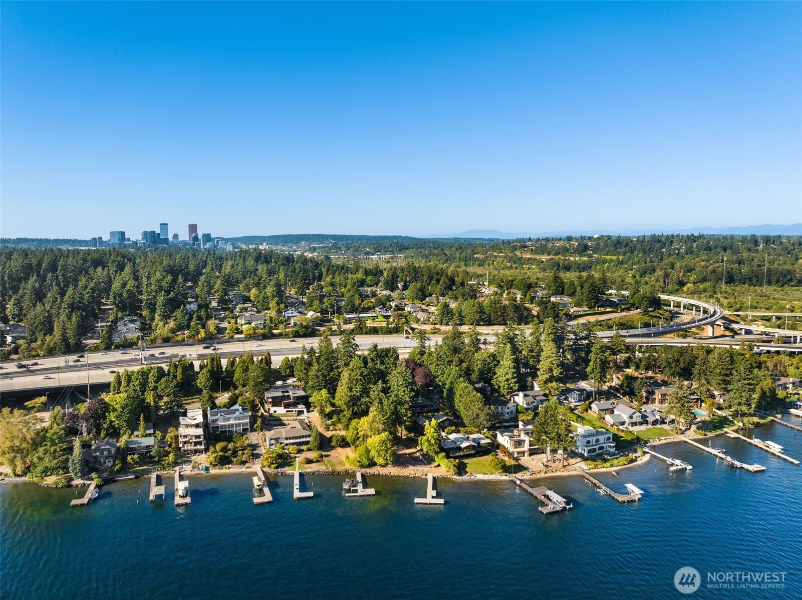 10879 Se Lake Road Property Photo 8