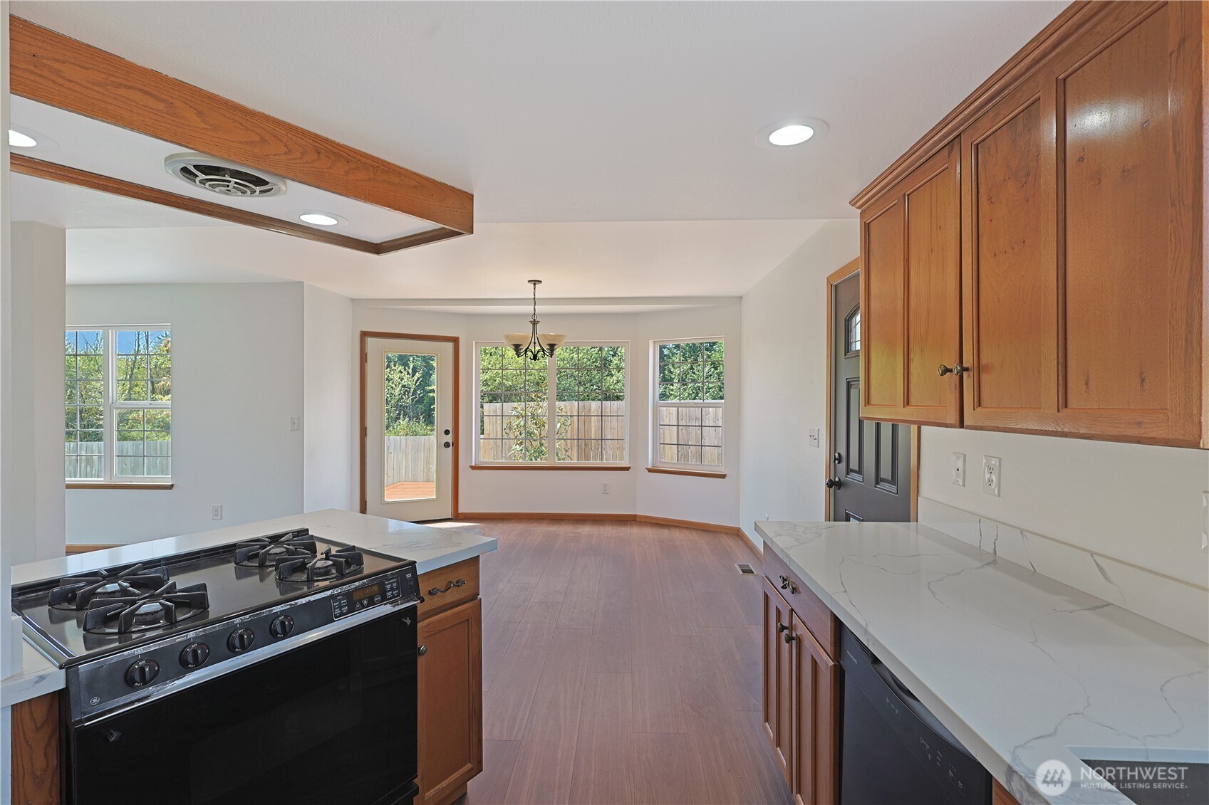3618 Chrisella Road Property Photo 9