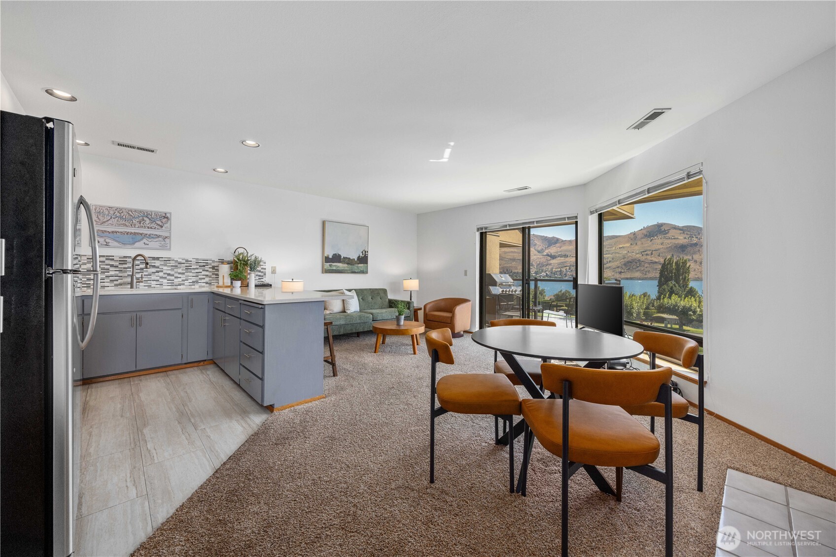 100 Lake Chelan Shores Drive 16-7&8 Property Photo 8