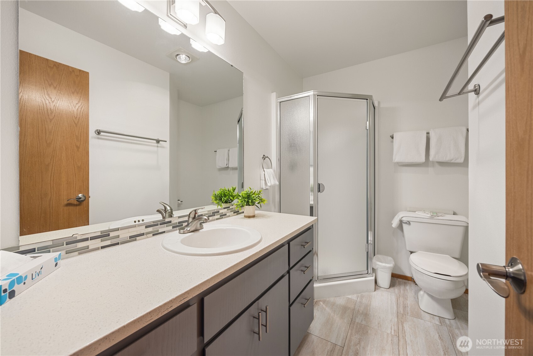 100 Lake Chelan Shores Drive 16-7&8 Property Photo 17
