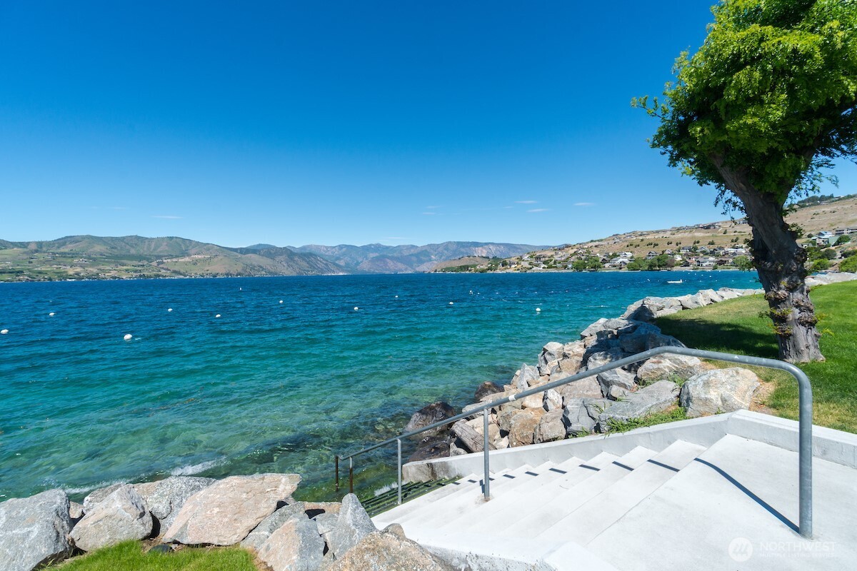 100 Lake Chelan Shores Drive 16-7&8 Property Photo 37