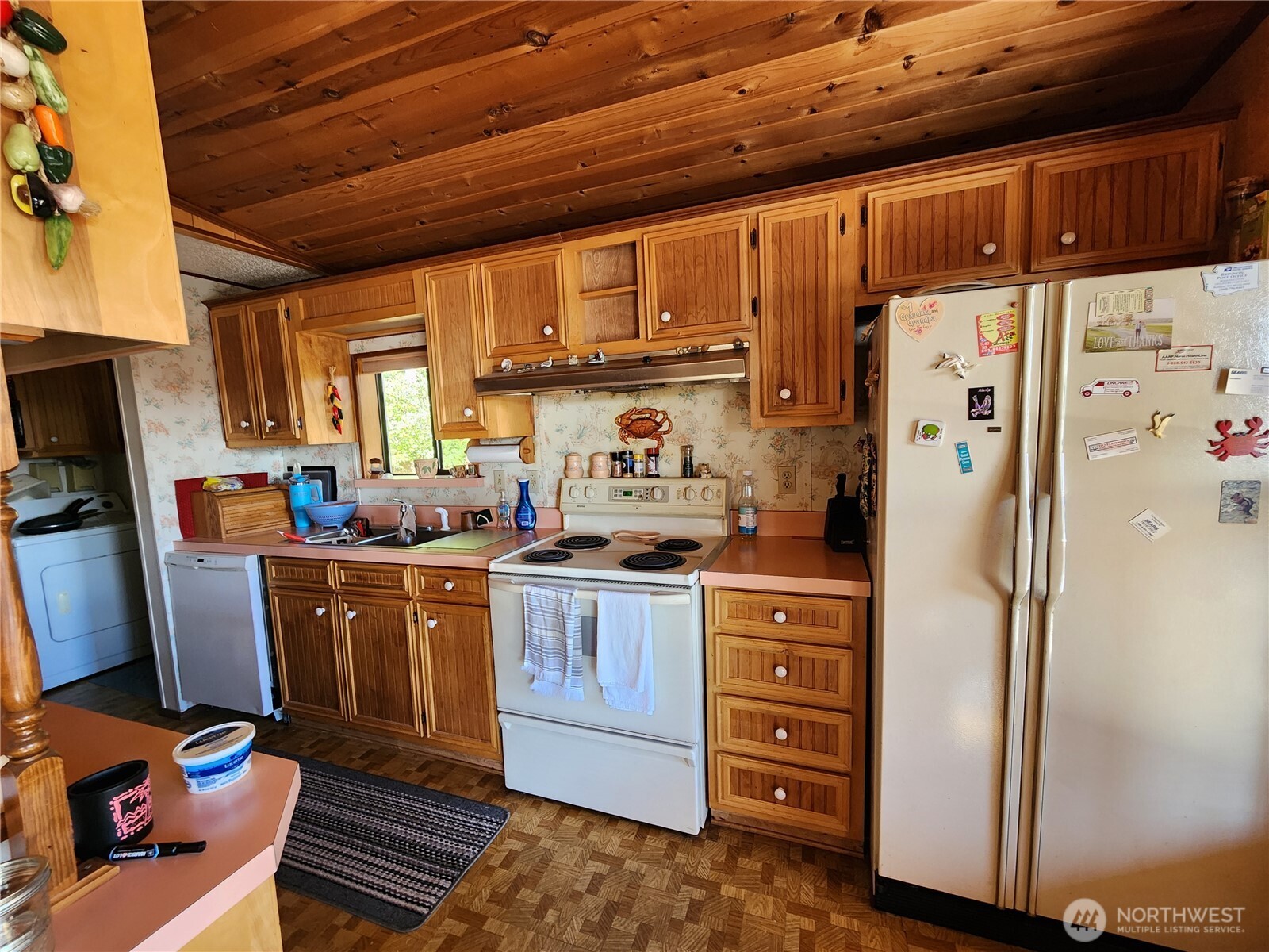 222 Towhee Lane Property Photo 8