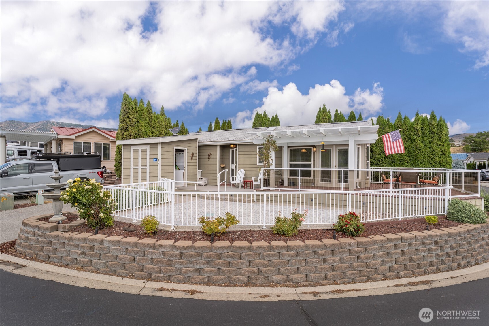 1000 State Route 150 45 Property Photo 2