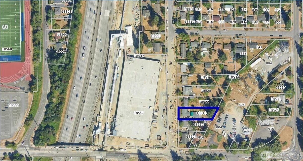 18516 8th Avenue Property Photo 1