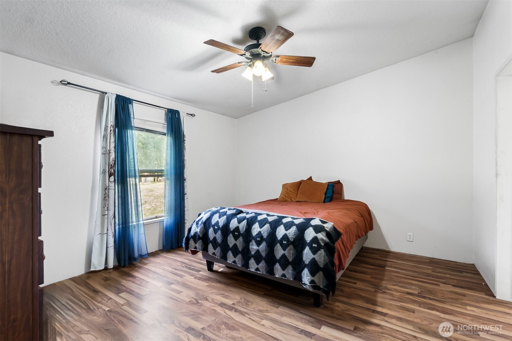 2702 143rd Avenue Property Photo 18
