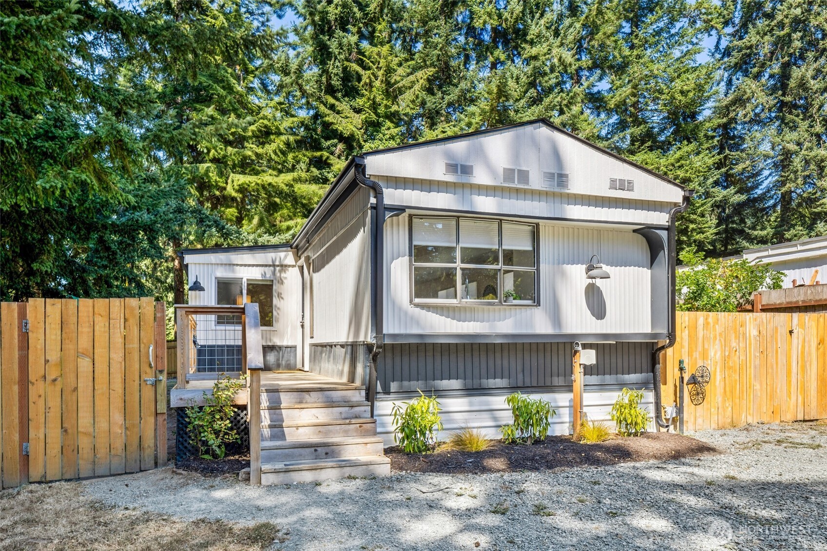 1527 Roy Road