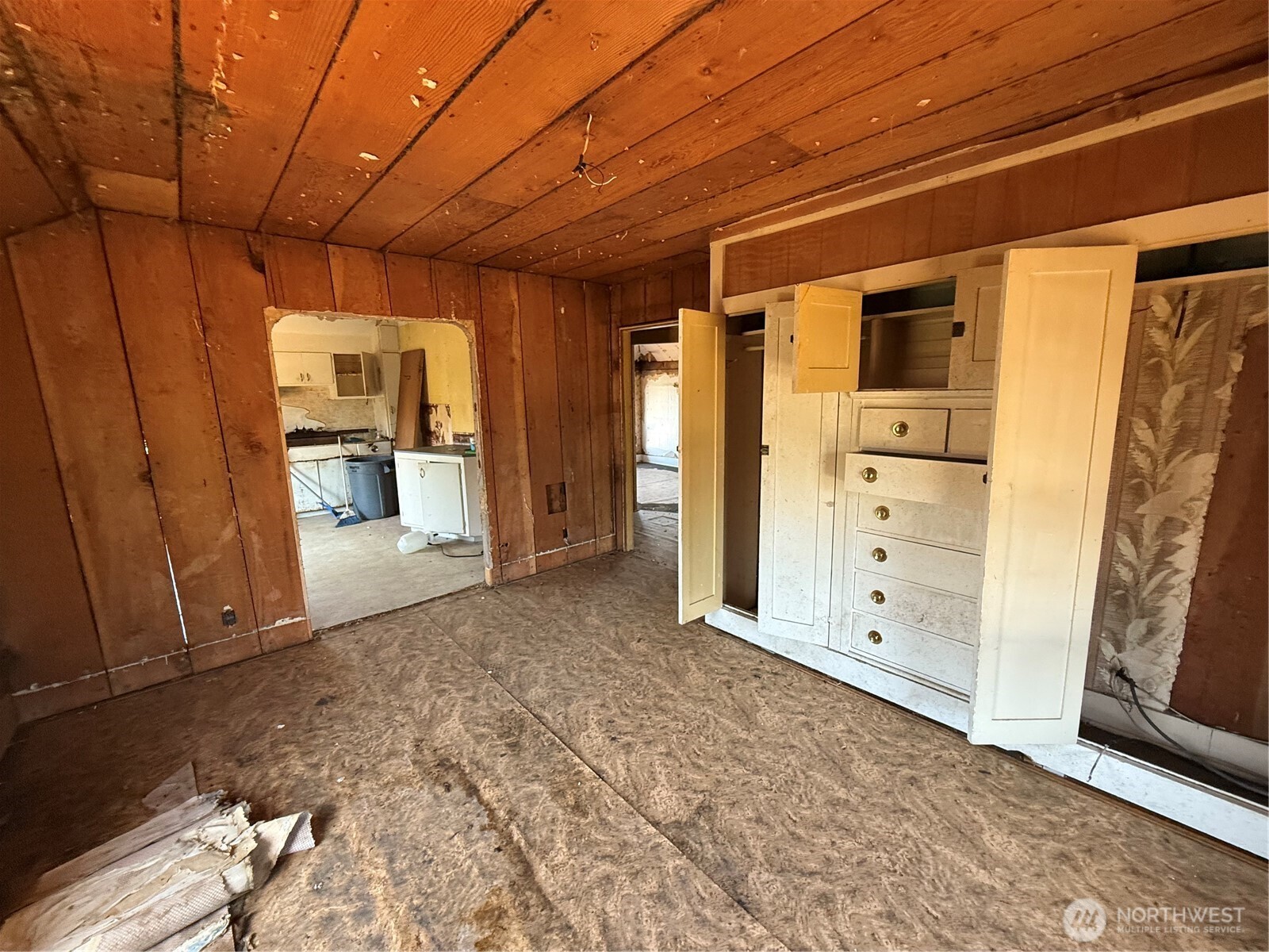 222 12th Street Property Photo 18