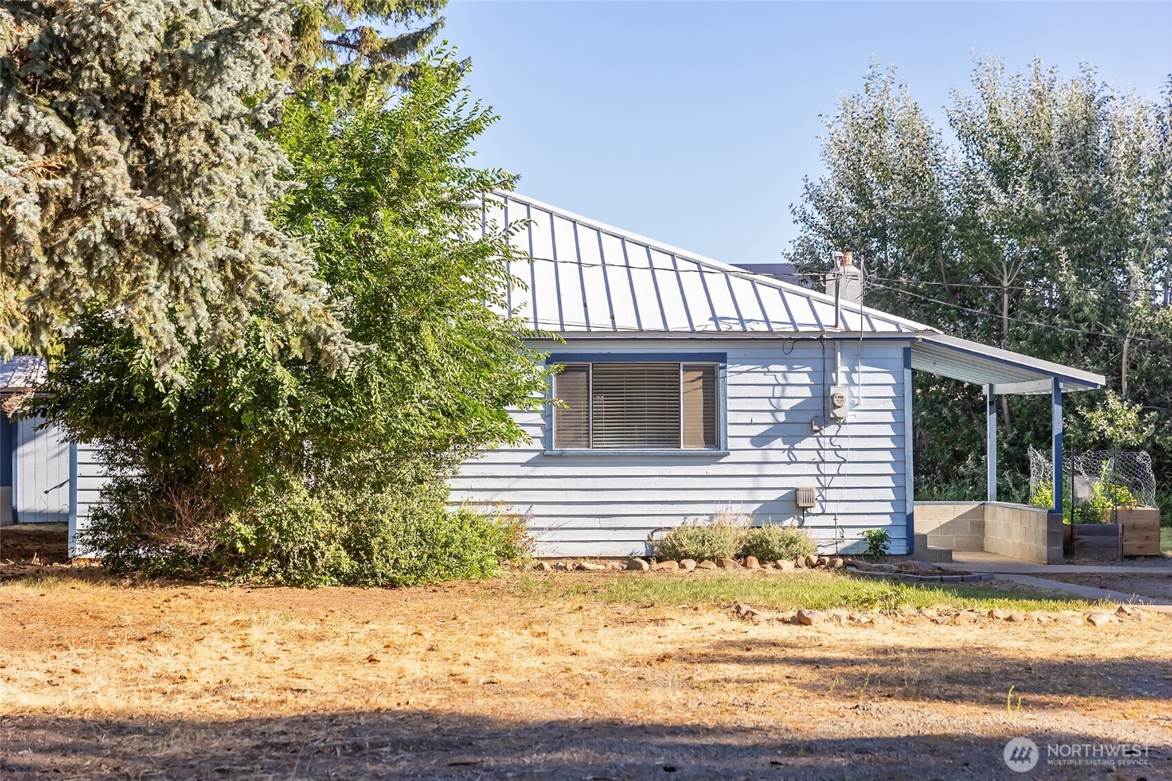110 Strande Road Property Photo 3