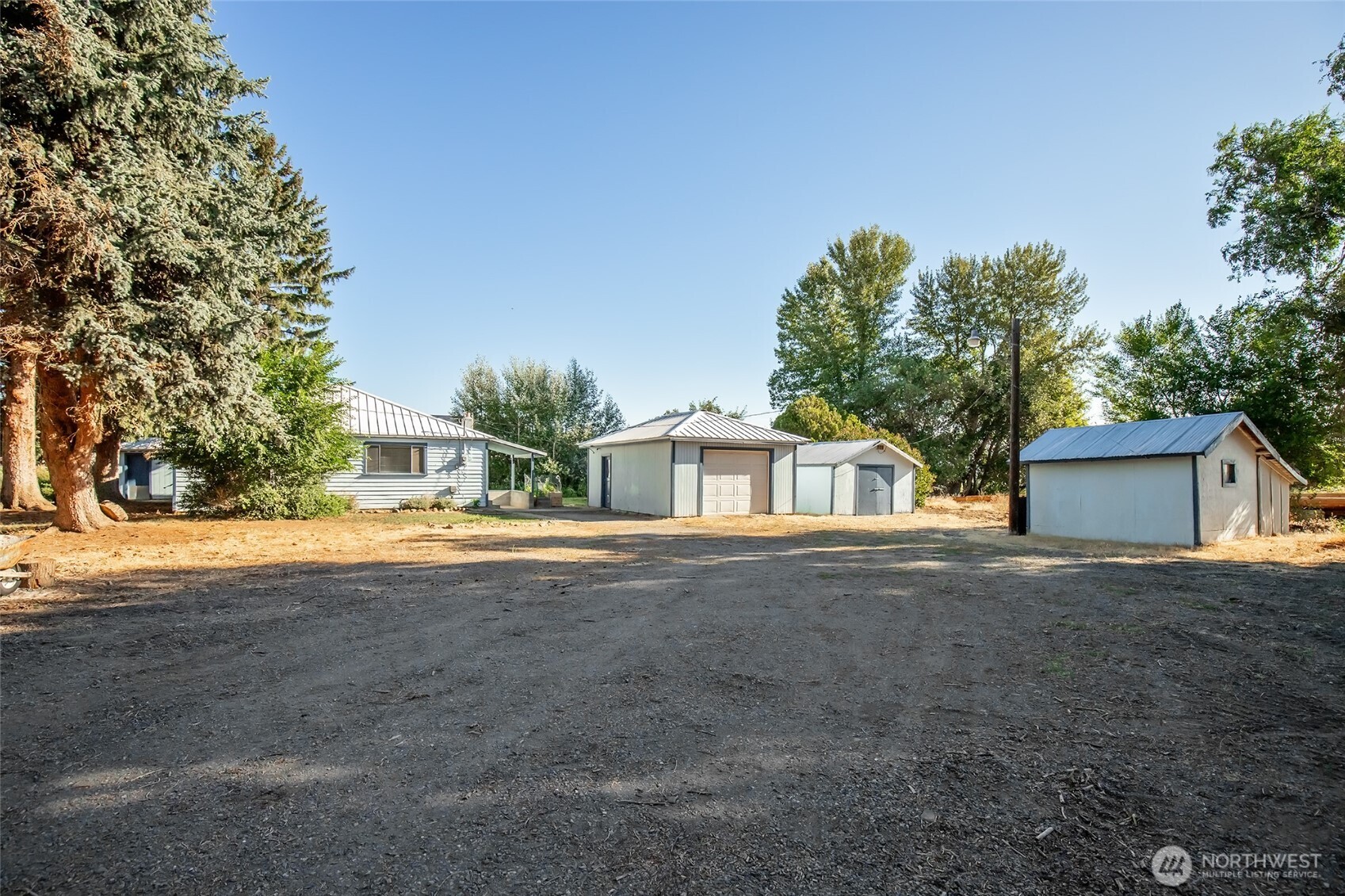 110 Strande Road Property Photo 5