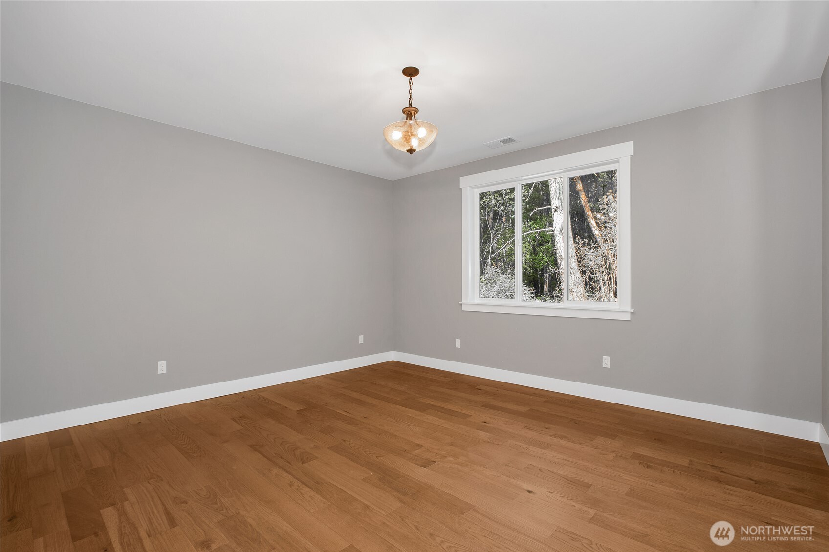 8908 Hunter Point Property Photo 15