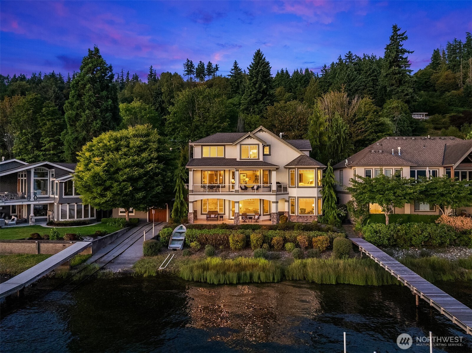 2727 E Lake Sammamish Parkway Property Photo 1