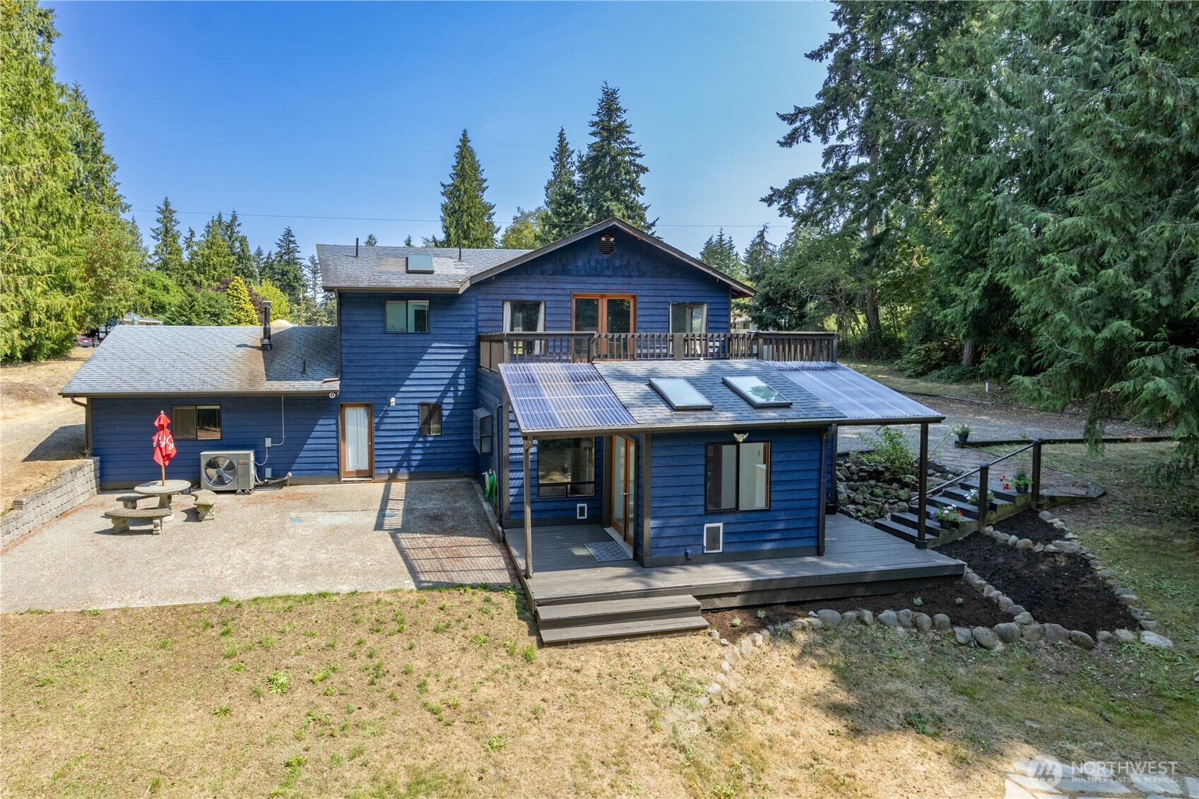 121 S 7th Avenue Property Photo 1