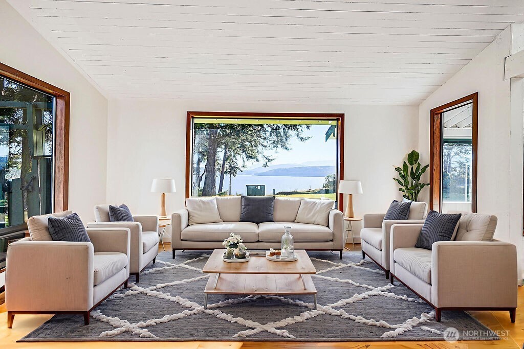 56 Bayview Lane Property Photo 1