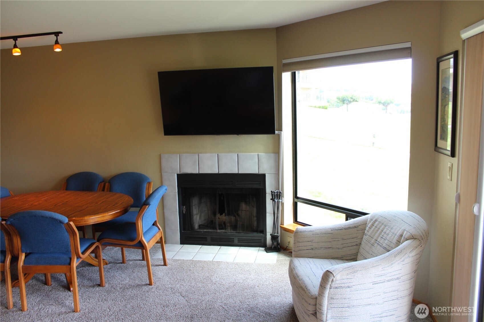 100 Lake Chelan Shores Dr. 17-4c Property Photo 4