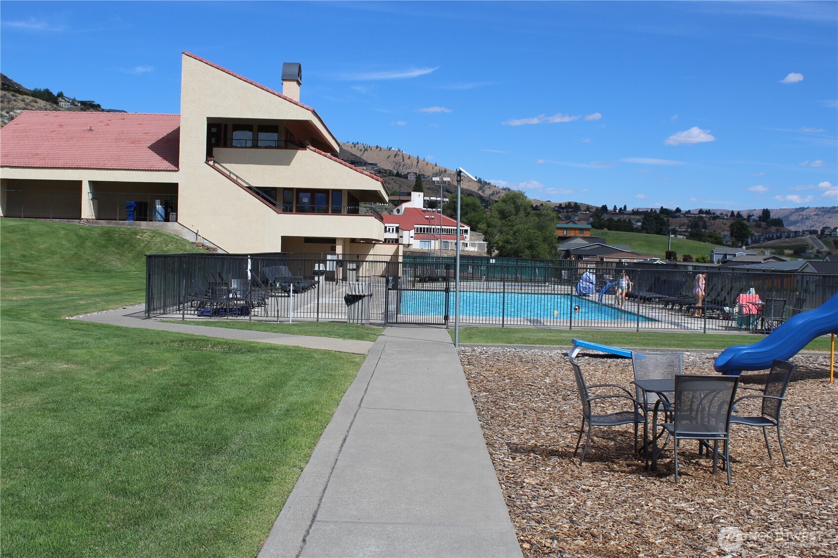 100 Lake Chelan Shores Dr. 17-4c Property Photo 22
