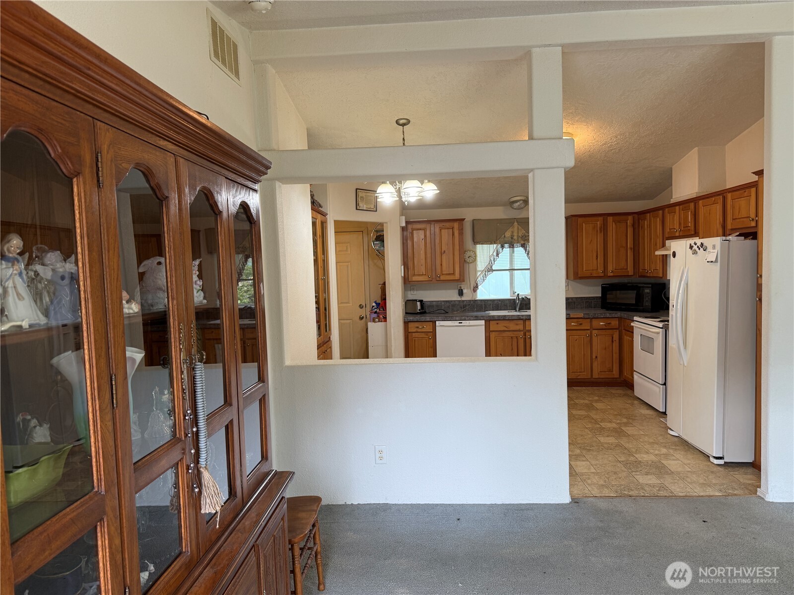 1410 304th Place Property Photo 7