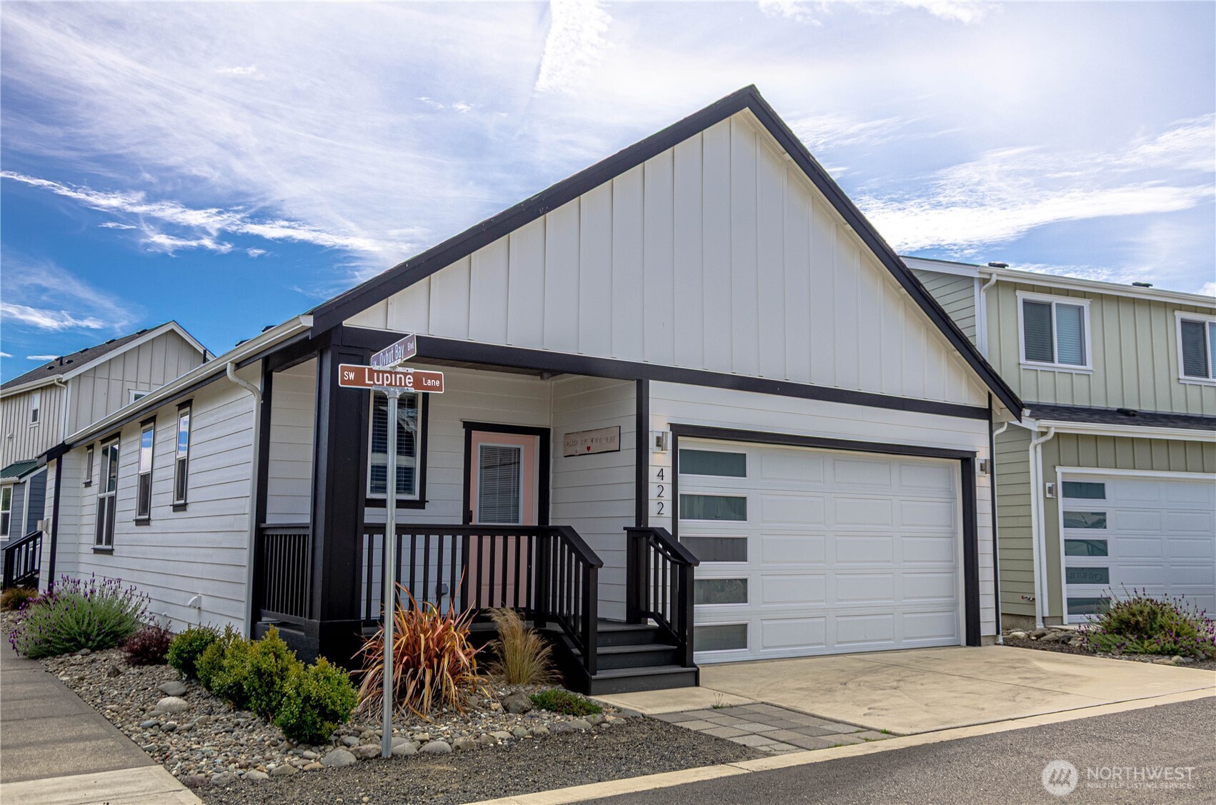 422 Lupine Lane Property Photo 1