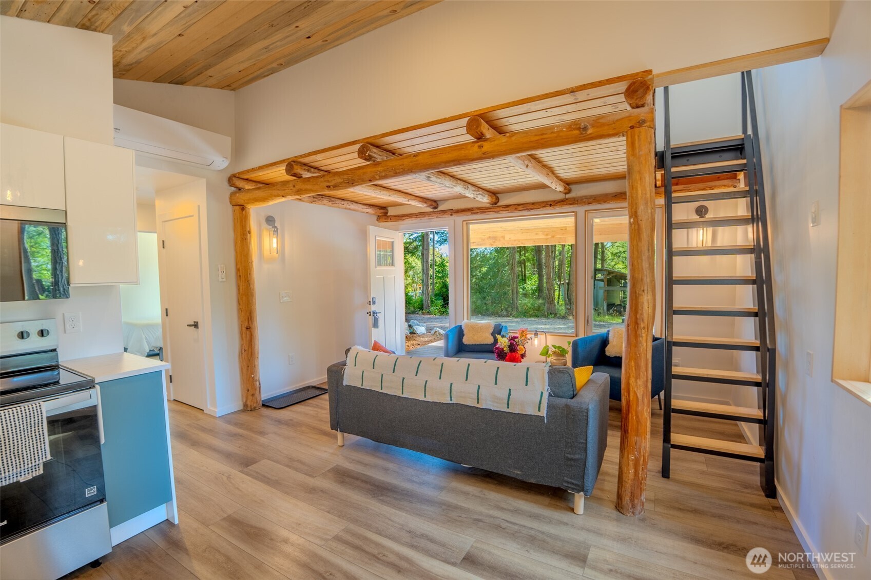 311 Enchanted Forest Road Property Photo 15