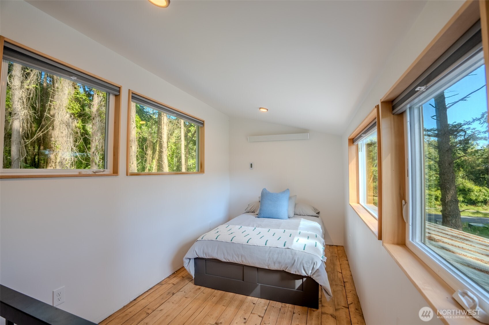 311 Enchanted Forest Road Property Photo 18