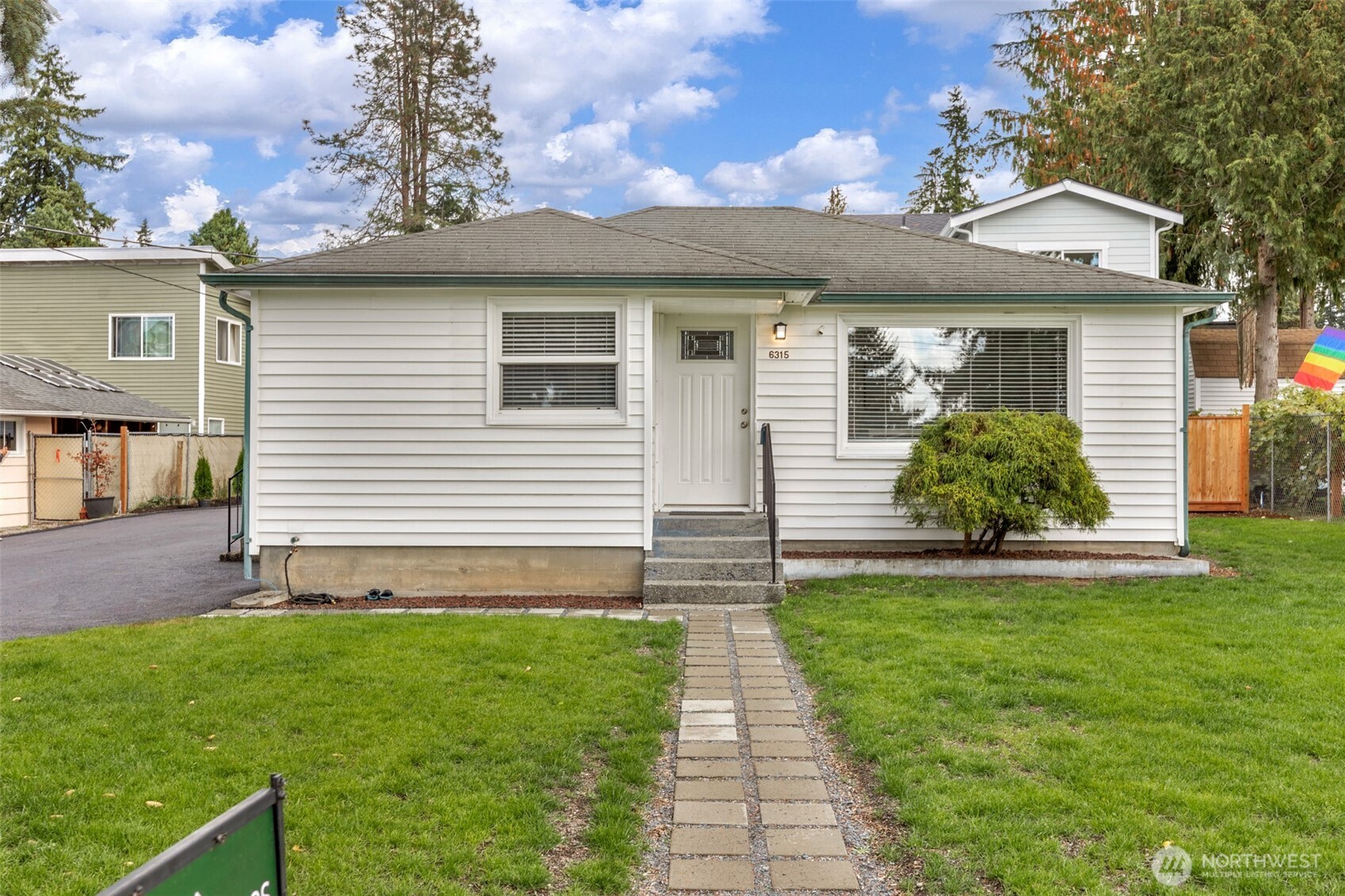 6315 W Beech Street Property Photo 1