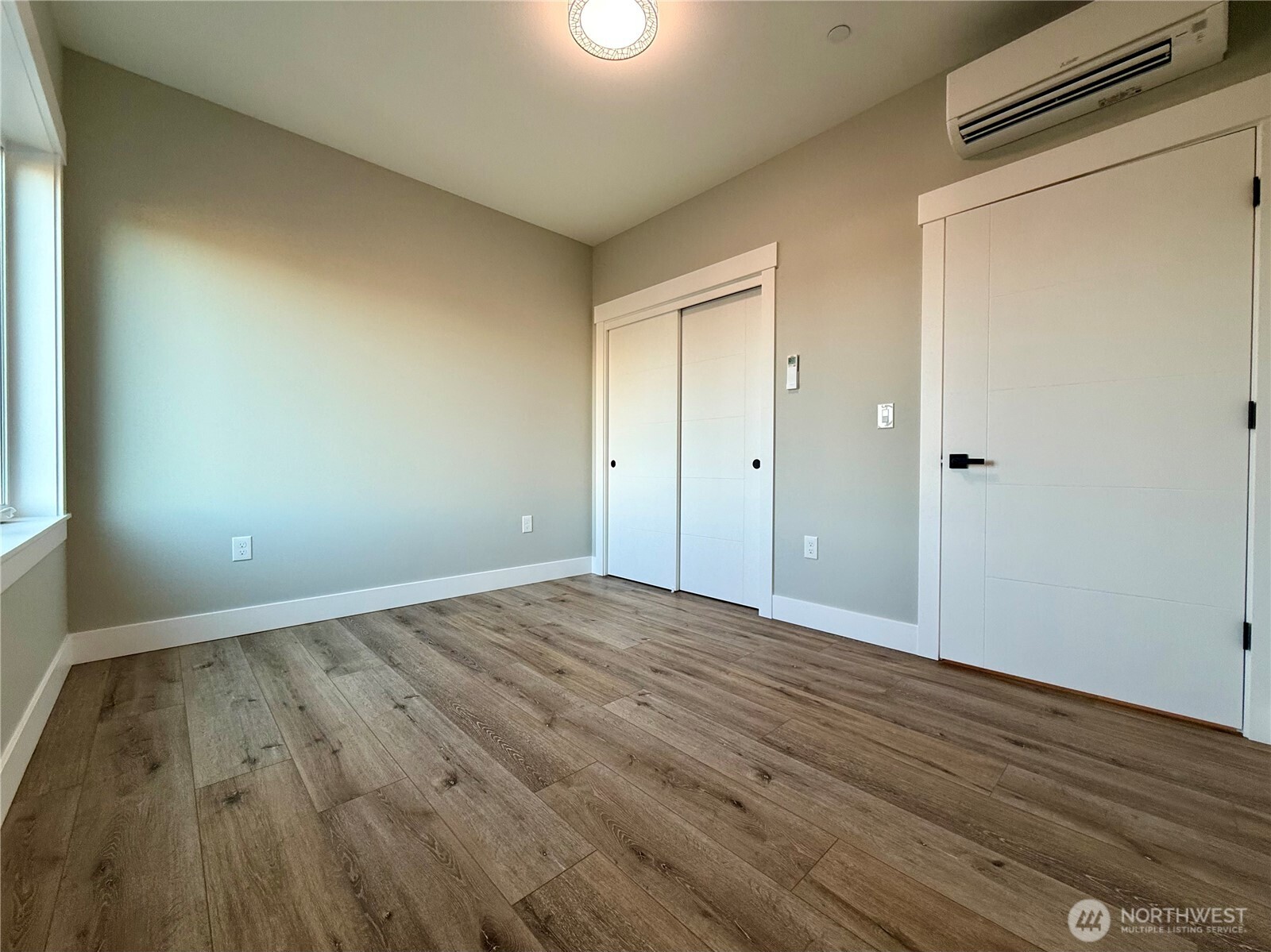 996 Alida Court Property Photo 38