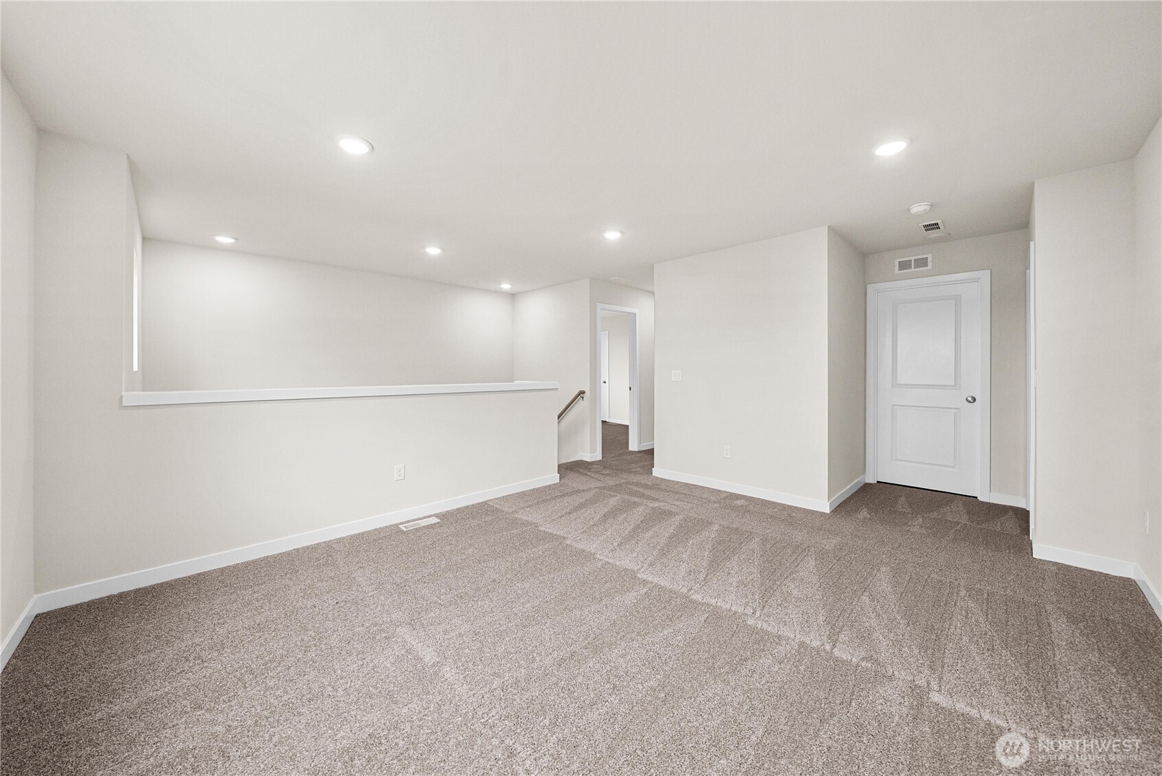 6001 Thornhill Avenue Property Photo 20