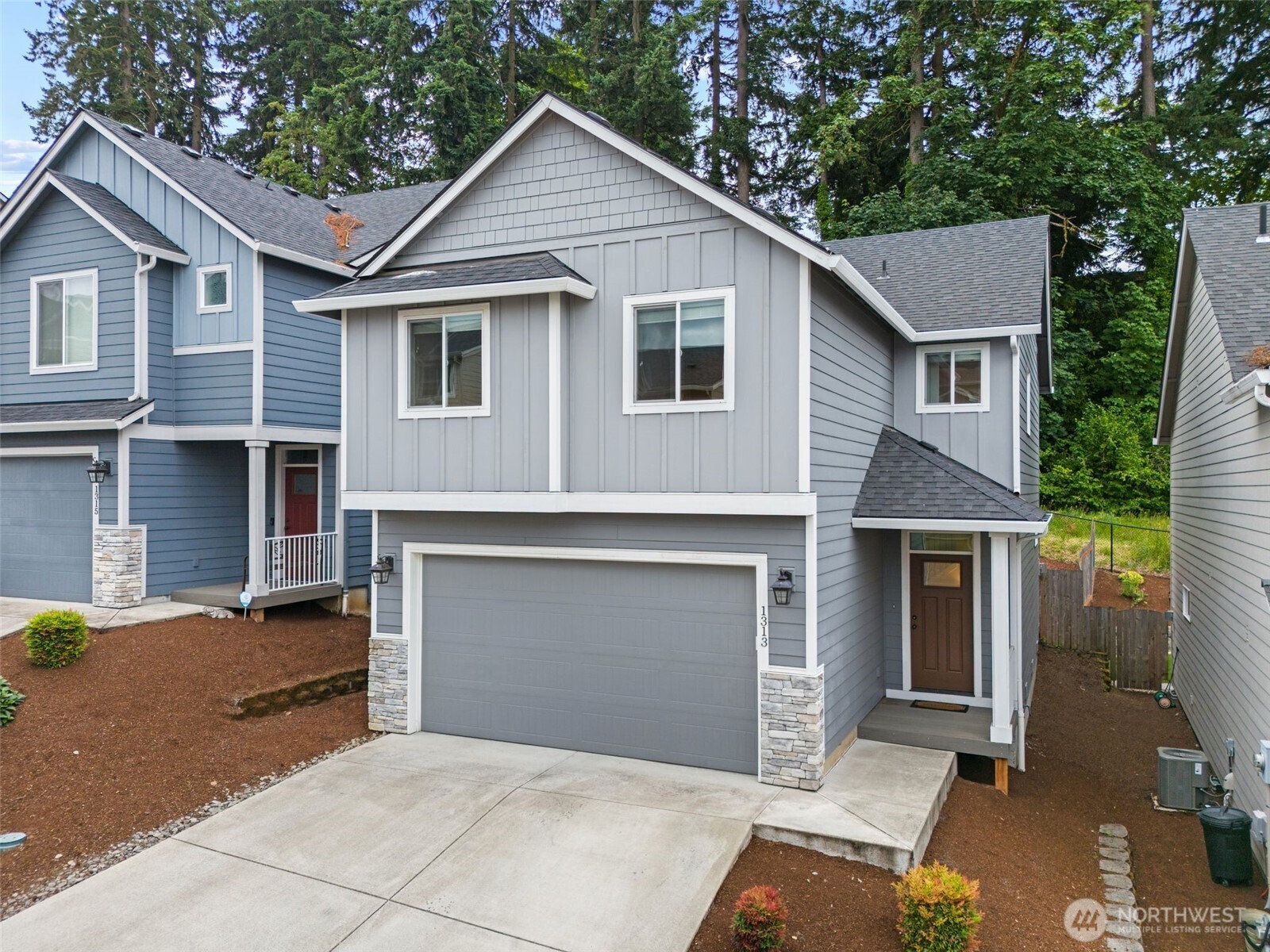 1313 Ne 70th Street Property Photo 1