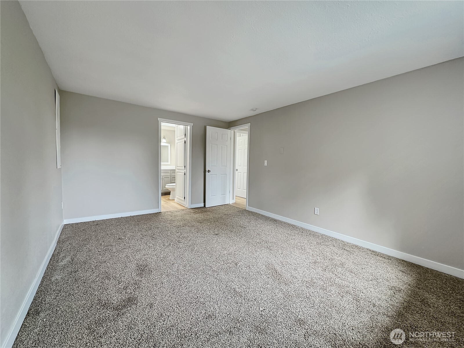 314 Snohomish Drive Property Photo 10