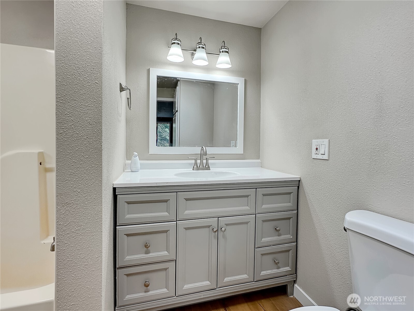 314 Snohomish Drive Property Photo 12