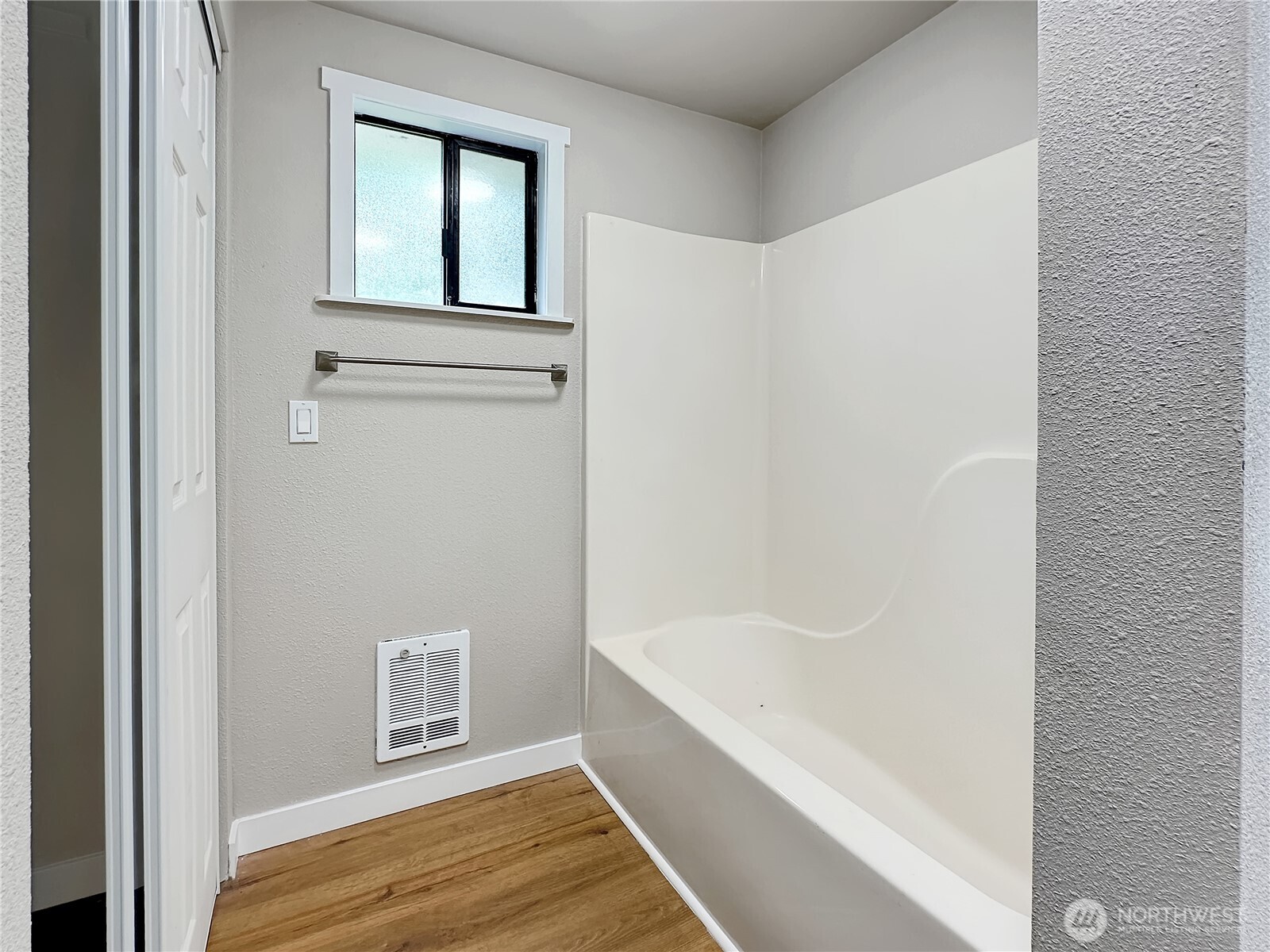314 Snohomish Drive Property Photo 13