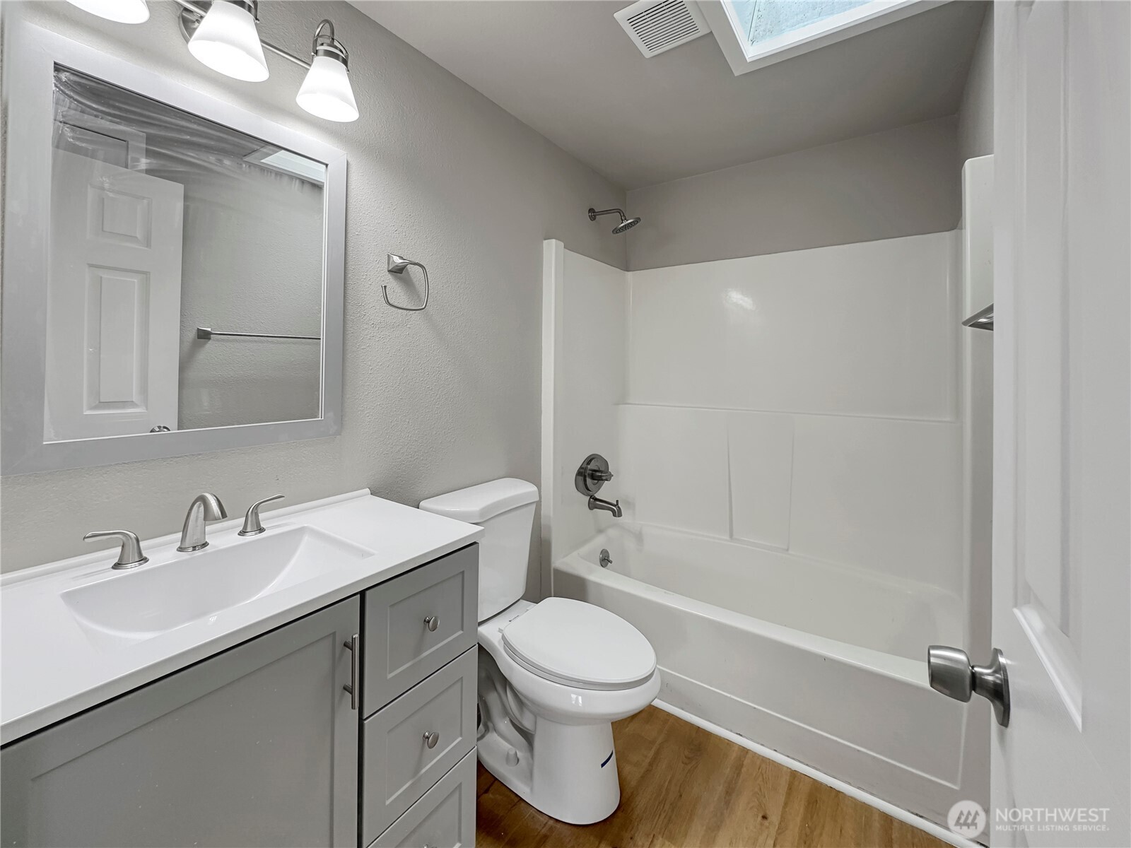 314 Snohomish Drive Property Photo 16