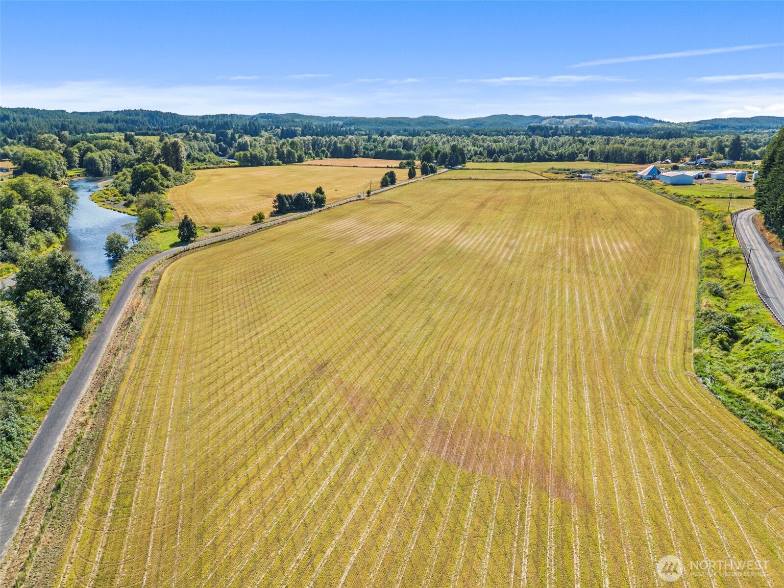 627 Wynoochee Valley Road Property Photo 4
