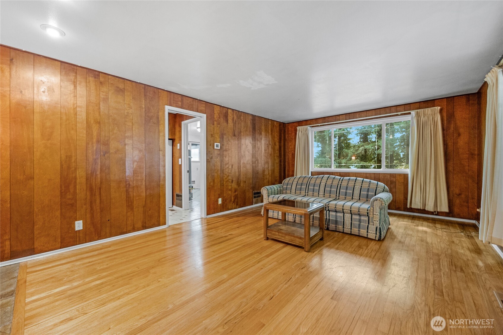 19331 37th Avenue Property Photo 18